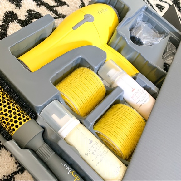 Drybar Accessories Nwt Drybar Bigger Better Blowout Kit Poshmark